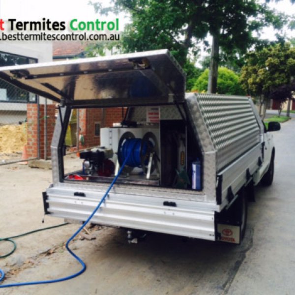 Termites Control UTE Vehicle in Melbourne